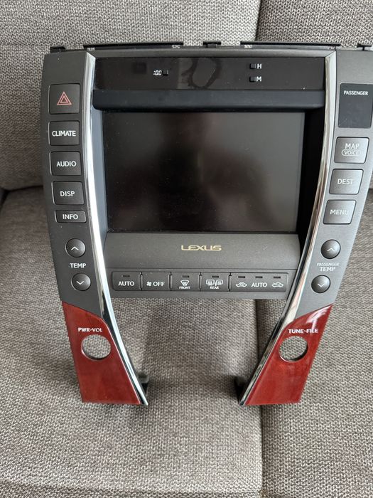 Мультимединая система Lexus ES 350