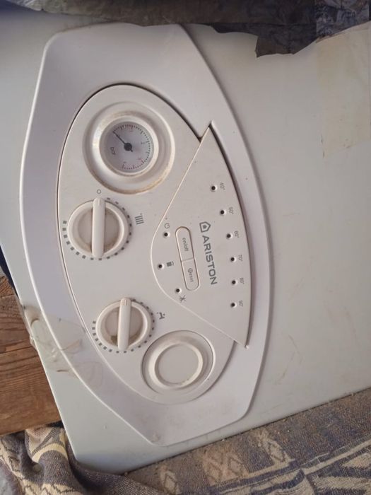 котел настенный продам