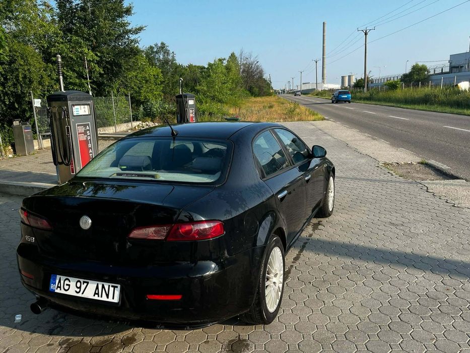 Vând alfa romeo 159