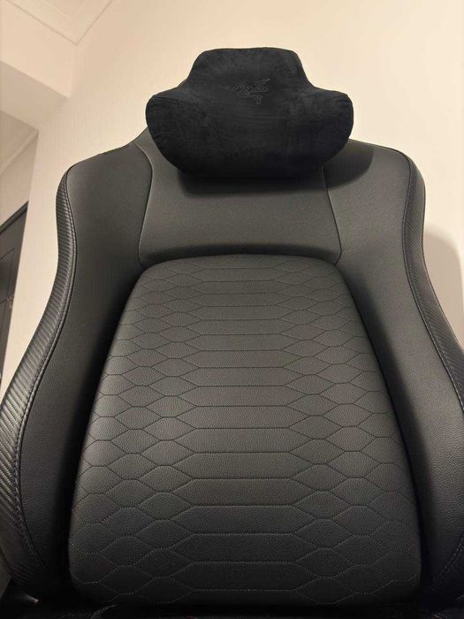 Scaun de gaming Razer Iskur V2