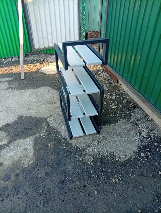 Продам обувницу 30 000