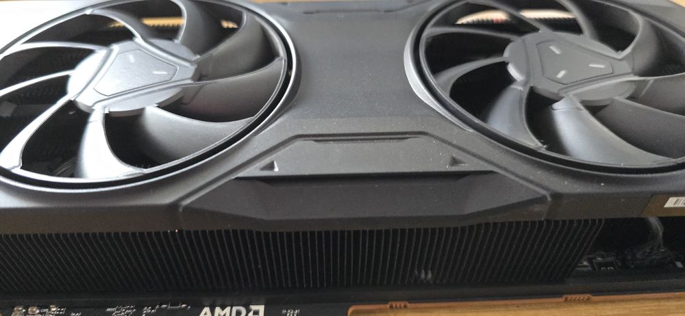 Видео карта AMD Radeon RX 7800 XT Reference, 16GB GDDR6