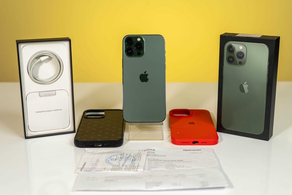 iPhone 13 Pro Max 256GB / Като нов / Пълен комплект