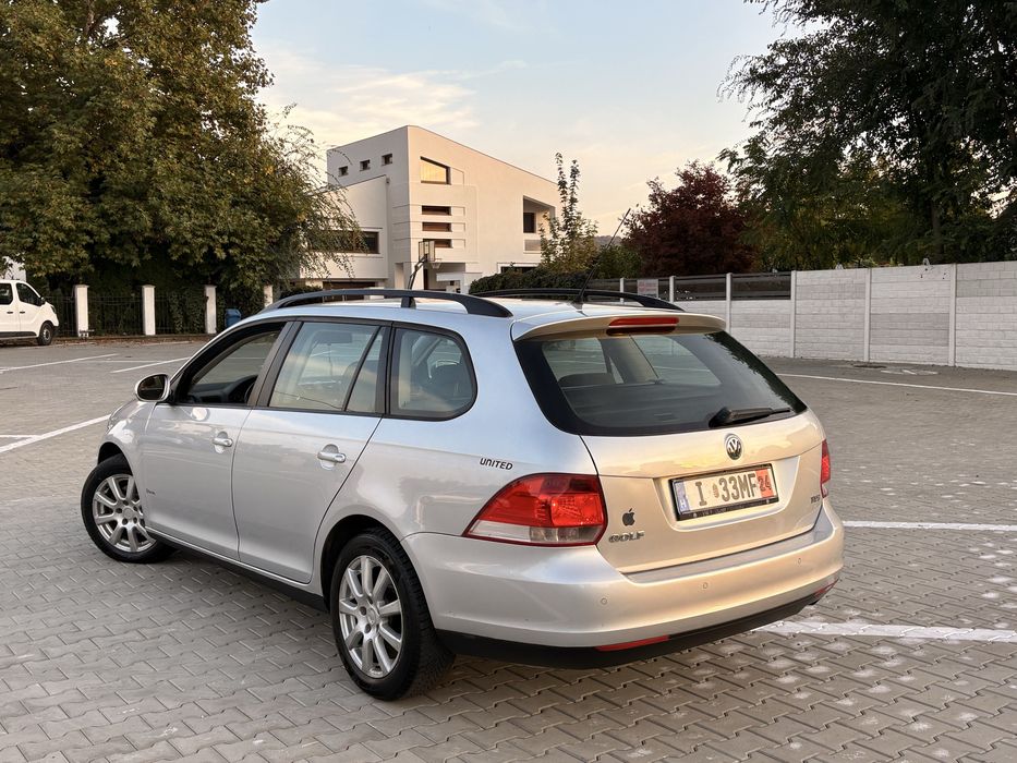 VOLKSWAGEN Golf 2010 — imagine 4