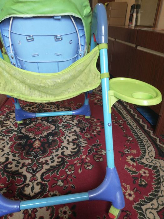 Детски стол за хранене