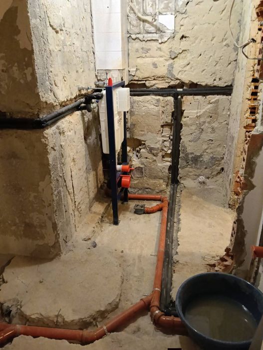 Кърти, чисти и извозва- бързо и на добри цени  в Бургас и региона