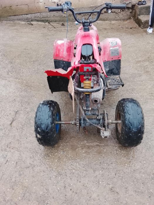 Vând sau schimb ATV 107