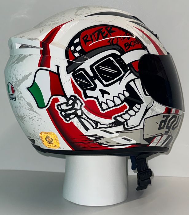 Каска за мотор AGV K3 размер XL в неразличимо от ново състояние.