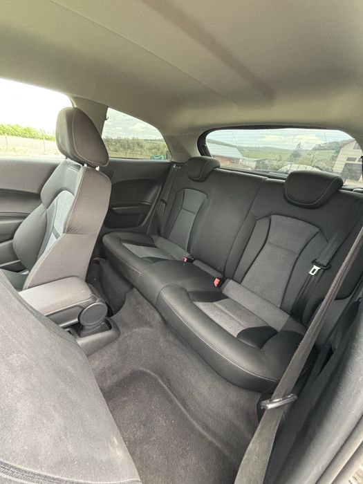 Vând/Schimb Audi A1 2011