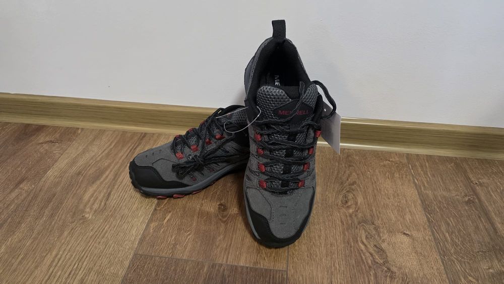 Încălțăminte drumeție Merrell, mărimea 39, noi, nefolositi, cu etichetă, ghete Decathlon