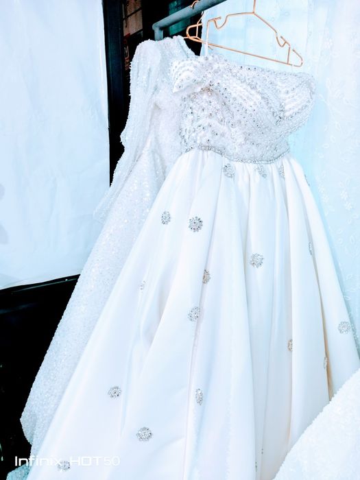 Sifatli Kelin koʻylaklar