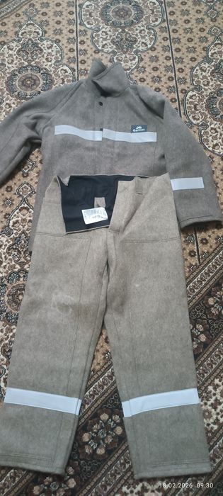 Новый суконный костюм