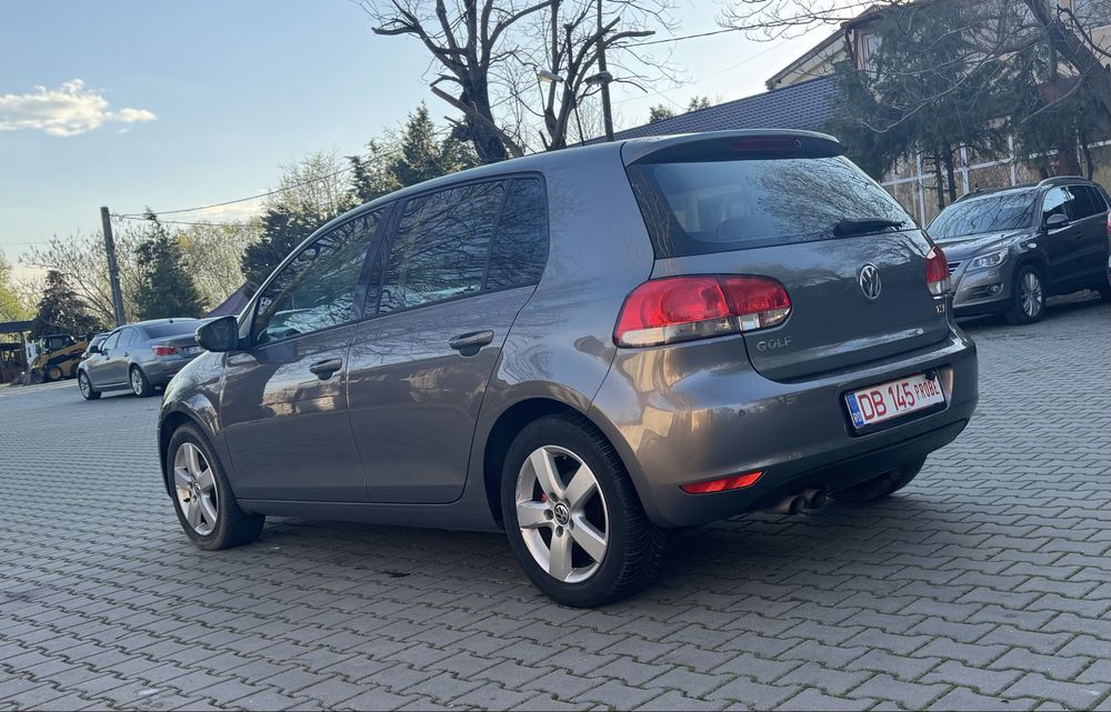 VOLKSWAGEN Golf 2010 — imagine 3