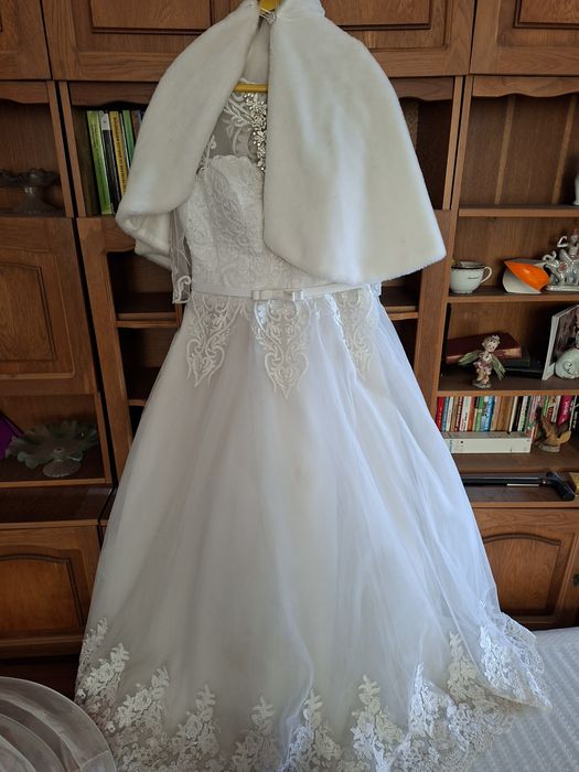 Vând rochie de mireasa