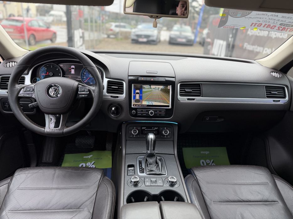 • Vw Touareg 2012 / 3.0 Diesel / Perne / Distronic / Ventilatie • RATE