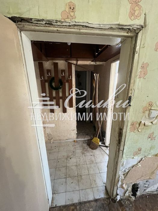 Продава се Едностаен апартамент в Шумен, Тракия - 37 кв.м за 696 €/кв.м - Снимка #4