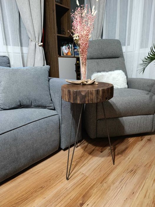 холна, помощна масичка