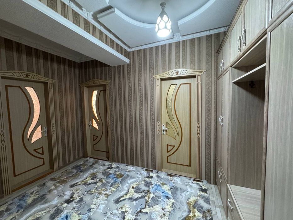 Продается 2 ком. Квартирп на 3 этаже площадью 47 кв.м. В Микрорайоне