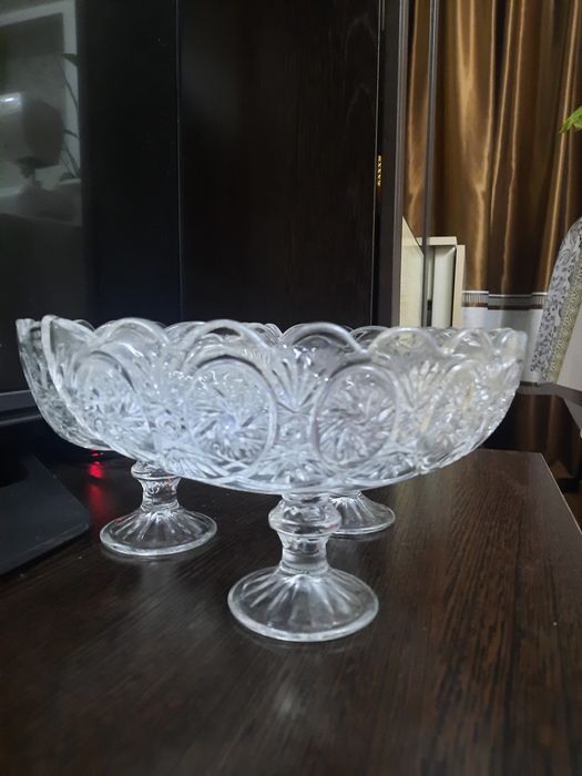 Продам конфетницы, менажницы