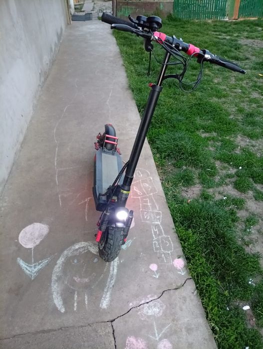 Vând  kugoo m4 pro   sau schimb pe g2