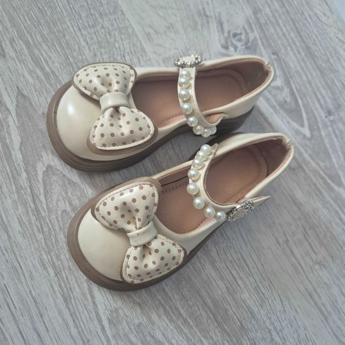 Pantofi fetita cu fundita si perle, marime 27, scoala, gradinita