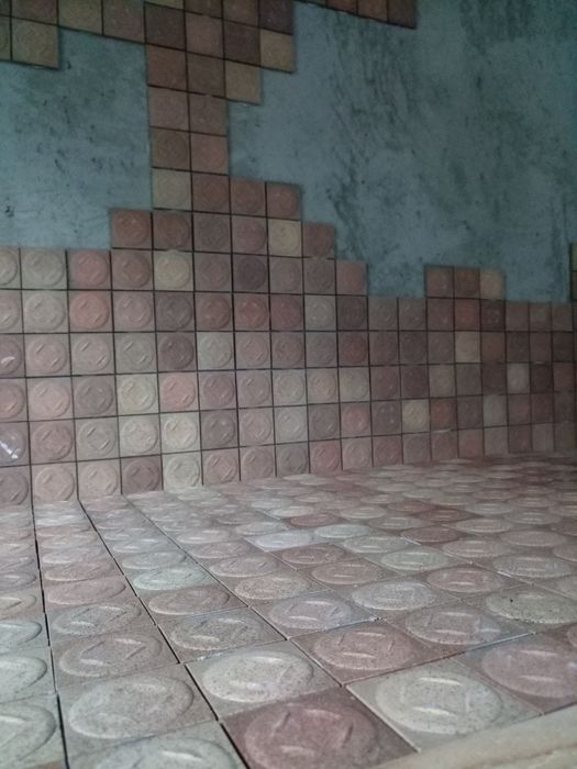 Plăcuțe ceramice, mozaic,gresie, faianță