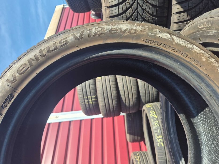 2 Anvelope de VARA - 225/45/18 - HANKOOK - CA UNELE NOI - DOT 2023 !
