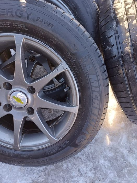 Продам авто шина.