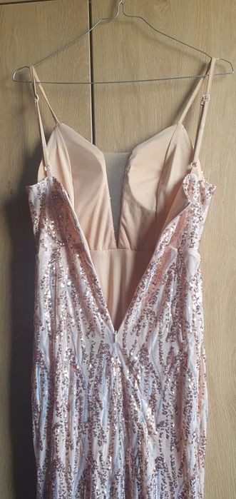 Официални рокли с пайети