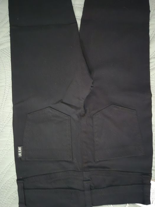 Продам новые джинсы для девочек рр 128