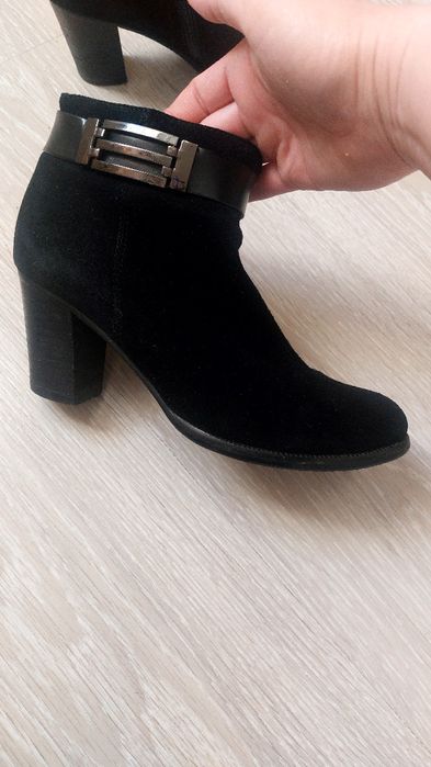 Продам ботильоны в отличном состоянии
