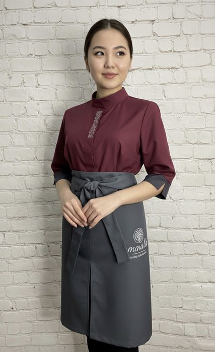 Фартуки с логотипом.