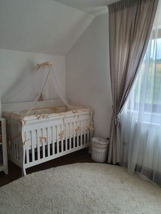 Patut bebelusi lemn masiv