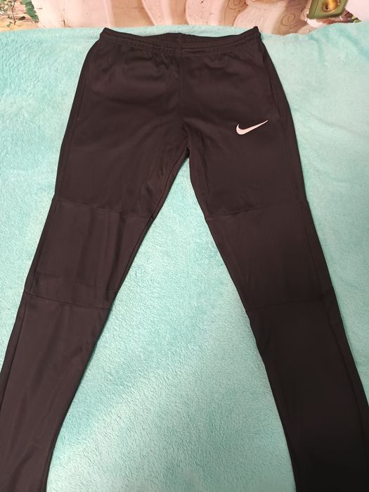 Спортен анцуг Nike