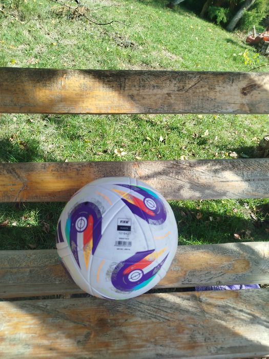 Mingea Adidas officiala