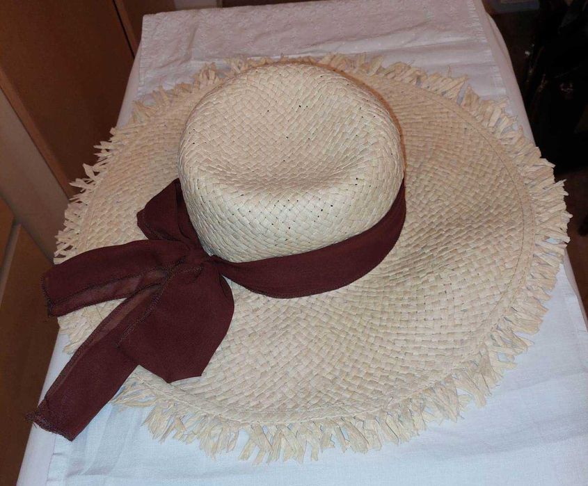 Palarie de paie cu funda