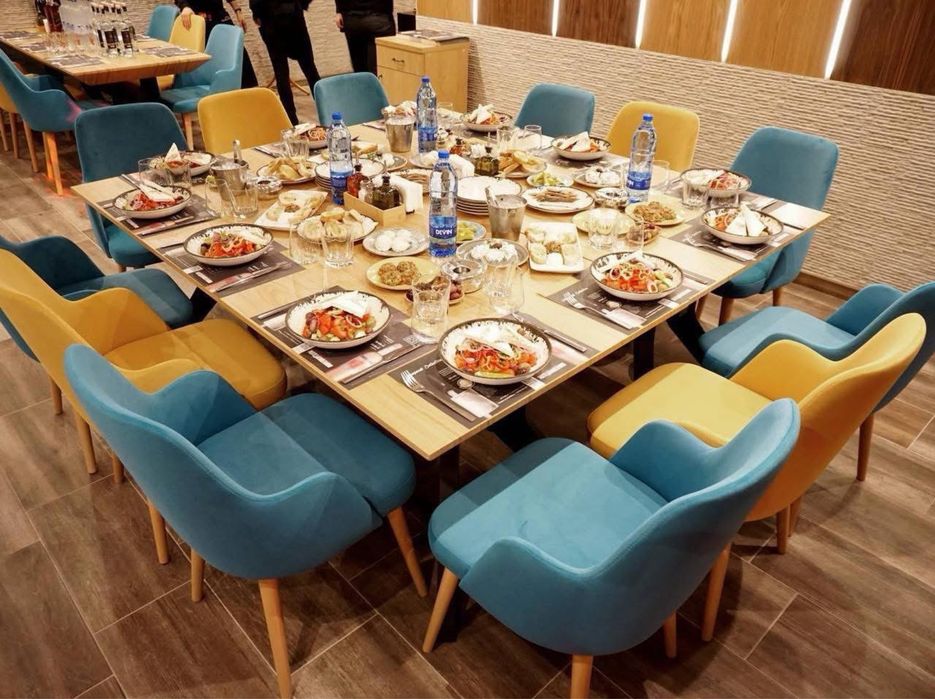 Продавам 200 бр. хубави столове