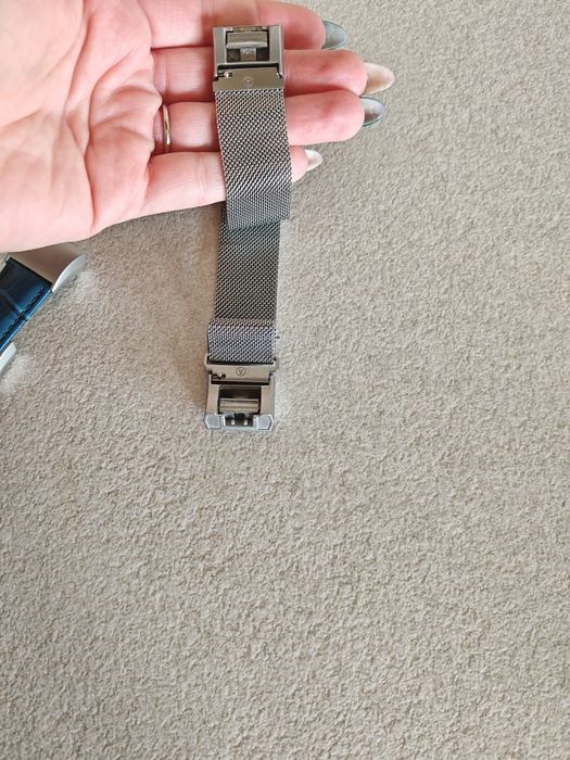 Bratari fit bit charge diferite modele