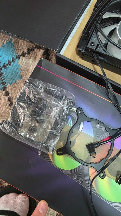 Vand Cooler Lichid/Aio/Apa NZXT KRAKEN X72 RGB