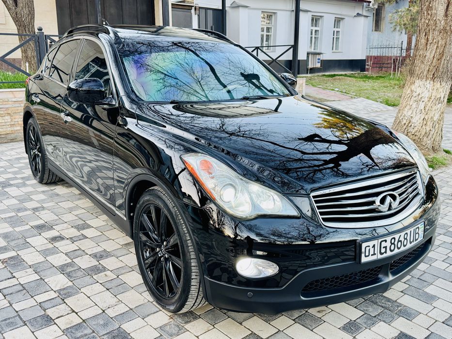 Продаётся своя Infiniti EX35