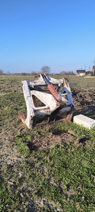 Graifer pentru tractor