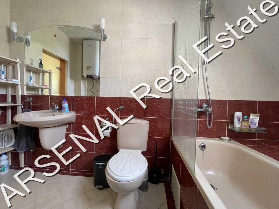 Дава се под наем Тристаен апартамент в София, Лозенец - 135 кв.м за 700 € - Снимка #6