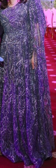 Vecherniy koyle 200 $ sotiladi