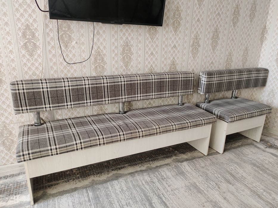 Продам уголок для кухни