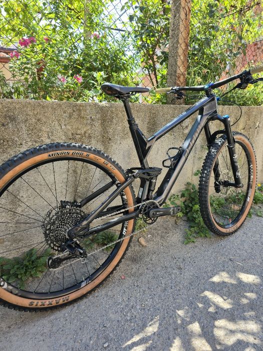 Карбонов Немски Radon Slide Trail 29 цола L размер Fox 34 1x12 GX скорости Пълно окачване