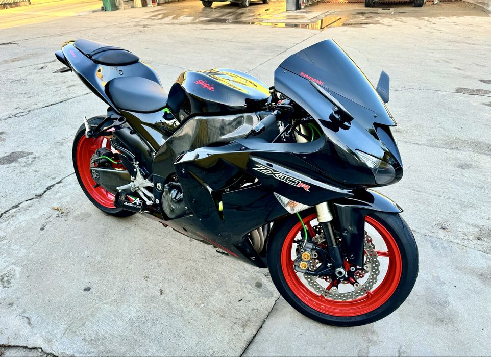 Kawasaki Ninja ZX10R