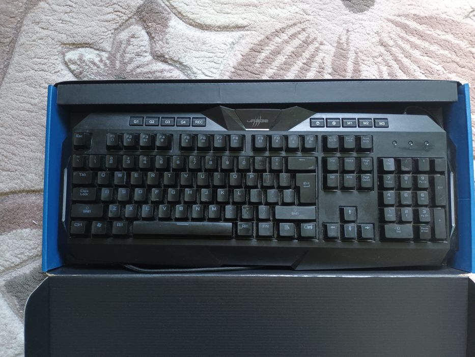 Геймърска клавиатура Hama uRage Exodus 700 – RGB, полумеханична