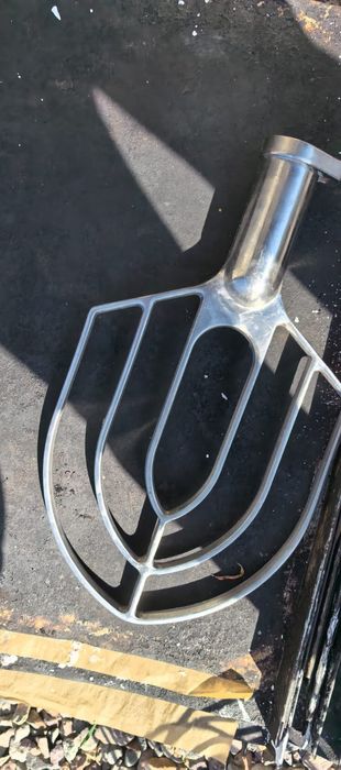 Тестомес  планетарный миксер продам