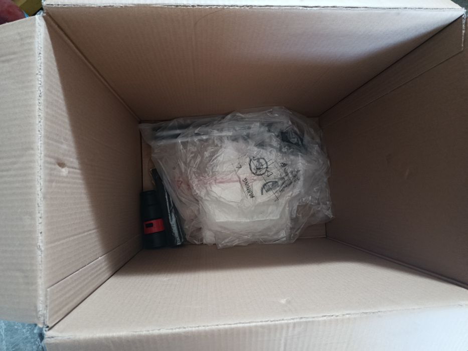 Продам строительный пылесос BOSCH