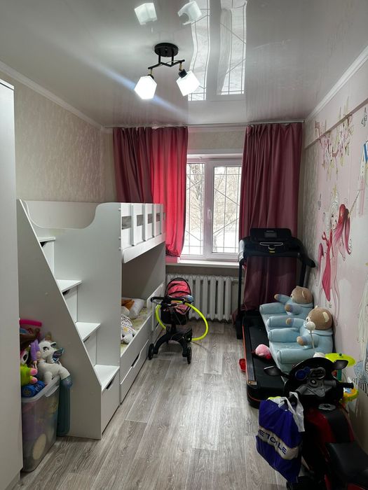 Кровать двухъярусная